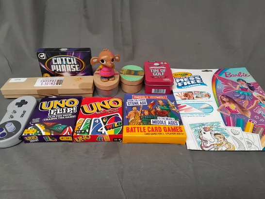 BOX OF ASSORTED TOYS AND GAMES TO INCLUDE UNO, CARD GAMES AND ACTIVITY PACKS