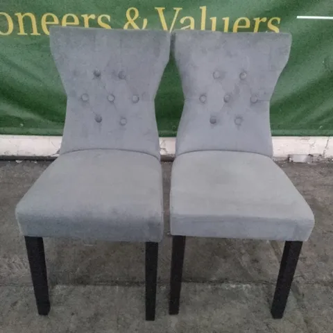 SET OF 2 NEW KENSINGTON GREY VELVET BUTTON BACK DINING CHAIR (BLACK LEG)