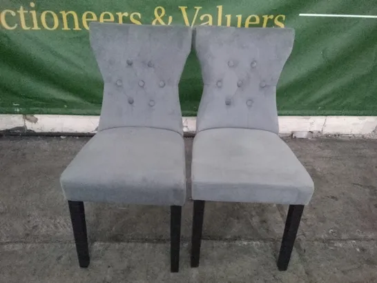 SET OF 2 NEW KENSINGTON GREY VELVET BUTTON BACK DINING CHAIR (BLACK LEG)