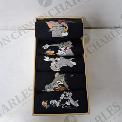 BOXED SET OF 5 TOM & JERRY NO ANKLE SOCKS IN BLACK - SIZE UNSPECIFIED 