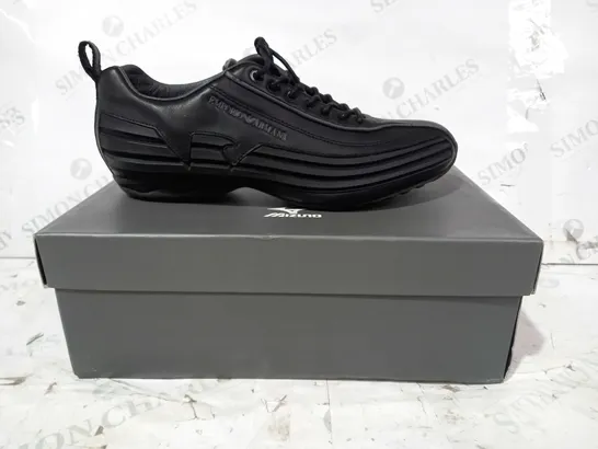 BOXED PAIR OF EMPORIO ARMANI EA EAGLE LEATHER SNEAKERS IN BLACK UK SIZE 8