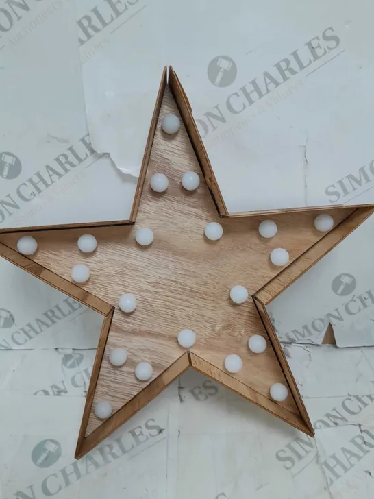 50CM WOODEN STAR LED LIGHT RRP £19.99