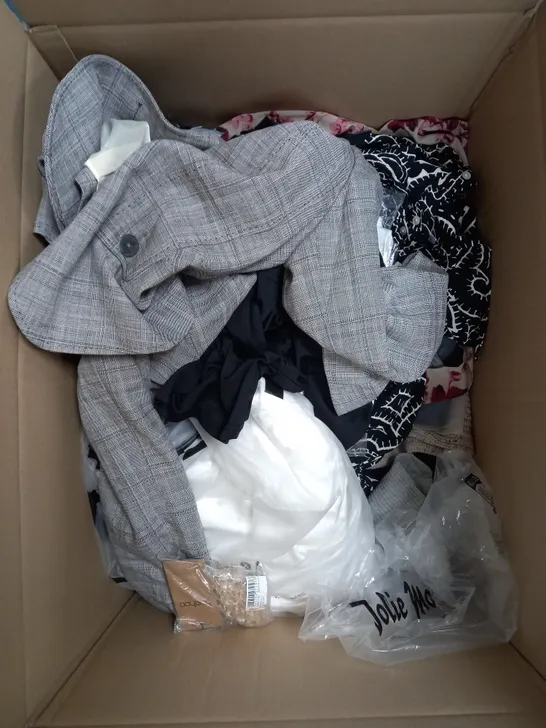 BOX OF APPROXIMATELY 22 ASSORTED CLOTHING ITEMS TO INCLUDE - SOCKS, TROUSERS , TOPS ETC