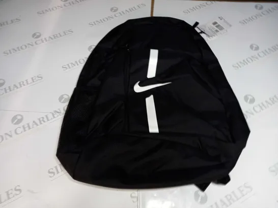 NIKE ACADEMY TEAM BACKPACK 22L IN BLACK