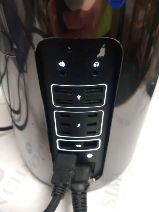 APPLE MAC PRO 6.1 A1481 DESKTOP COMPUTER