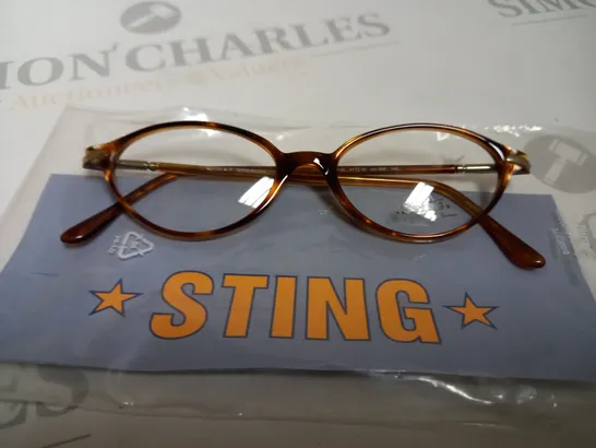 APPROX 17 DERIGO STING SUNGLASSES - BOXED