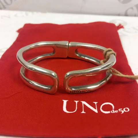 BAGGED UNO DE 50 BRACELET