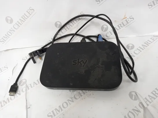 SKY DIGITAL BOX