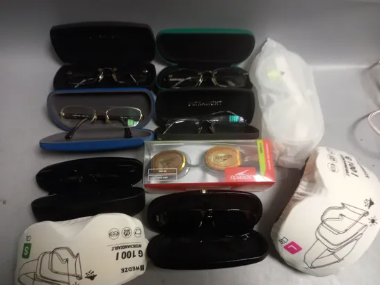 LOT OF ASSORTED GLASSES TO INCLUDE SPEEDO, SPECSAVERS AND ULTRALIGHT