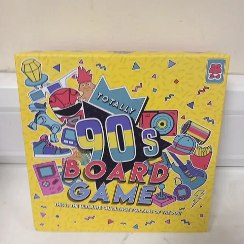 BOXED TOTALLY 90S BOARD GAME