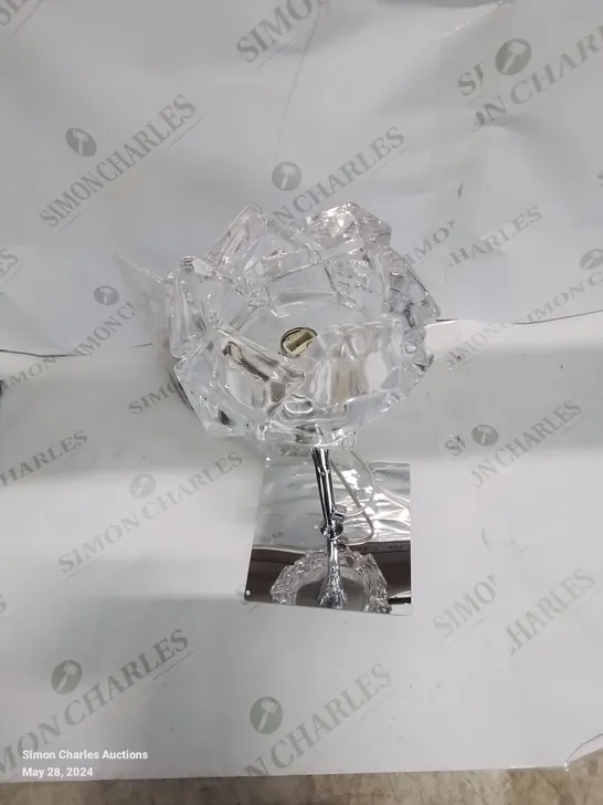 A BOXED WANDA 30CM TABLE LAMP