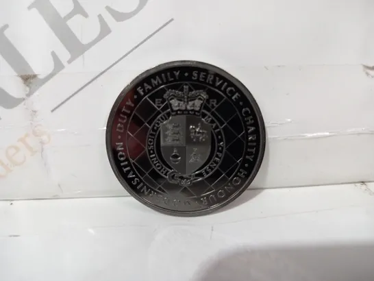 QUEEN ELIZABETH II SELFLESS DUTY COMMEMORATIVE COIN