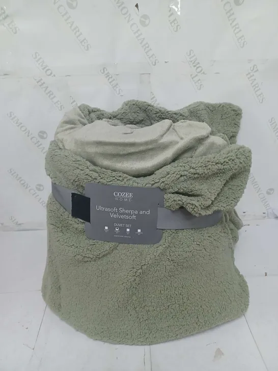 BOXED COZEE HOME ULTRASOFT SHERPA AND VELVETSOFT DUVE SET IN GREEN - DOUBLE