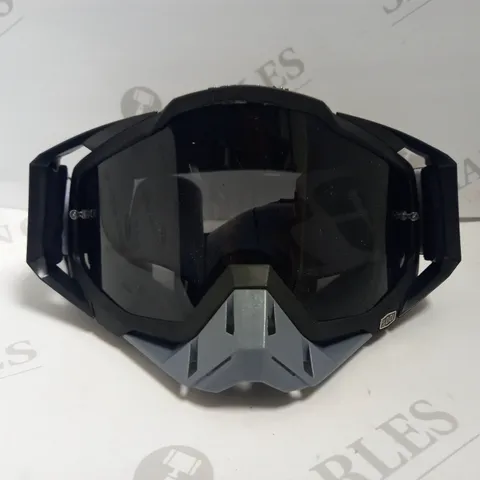 100% BLACK/GREY MOTORBIKE GOGGLES