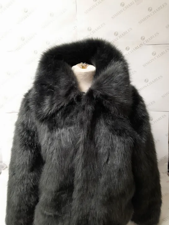 NEW LOOK FAUX FUR COAT SIZE M 