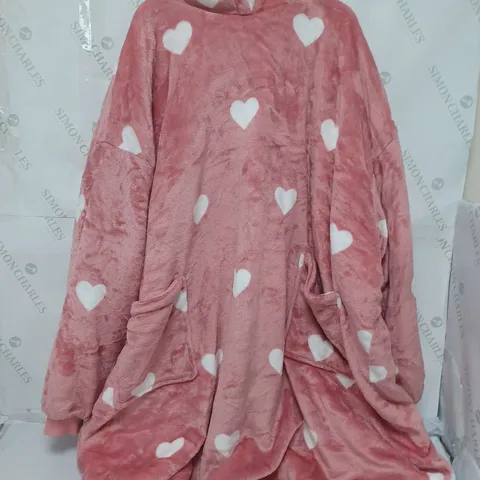 COZEE HOME OVERSIZED SNUGGLE HOODED BLANKET IN PINK HEARTS