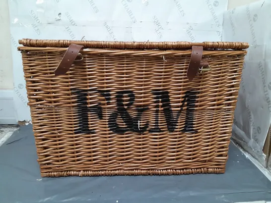 FORTNUM & MASON WICKER BASKET 