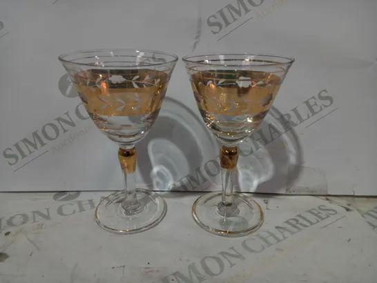 DESIGNER SET OF APPROXIMATELY 5 DINING GLASSES - COLLECTION ONLY