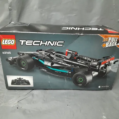 LEGO TECHNIC MERCEDES-AMG F1 W14 E PERFORMANCE PULL-BACK