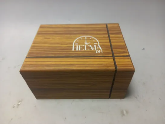 HELMA DH STAINLESS STEEL WATCH IN WOODEN GIFT BOX