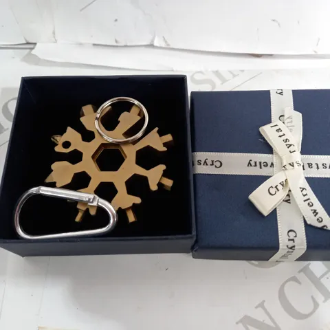 GIFTBOXED SAKER 18-IN-1 SNOWFLAKE MULTI-TOOL IN DIRTY GOLD COLOUR