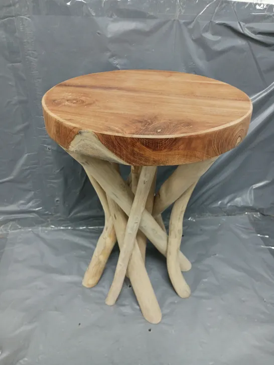 9 LEG WOODEN MINI STOOL