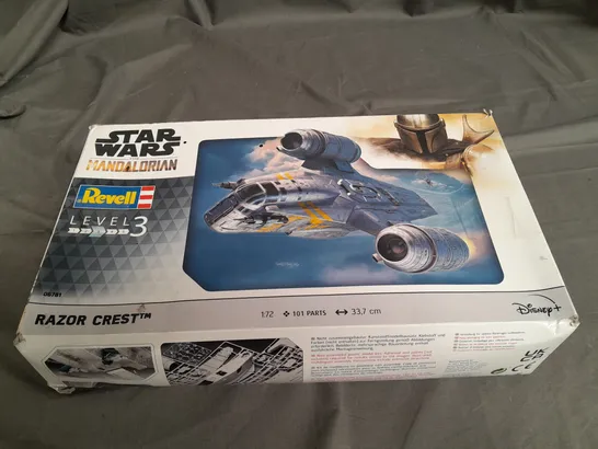 BOXED STAR WARS RAZOR CREST REVELL LEVEL 3