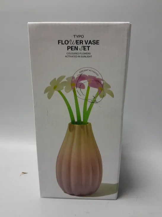 BOXED TYPO FLOWER VASE PEN SET