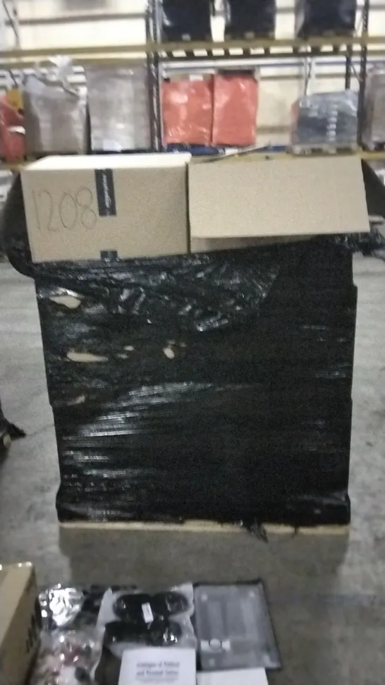 PALLET OF ASSORTED ITEMS INCLUDING DYNA3 ACTIVE SPEAKER, ASSORTED BOOKS, FOOTBALL TRAINERS, MOP HEAD, HEAT HOLDERS ULTIMATE THERMAL SOCKS 