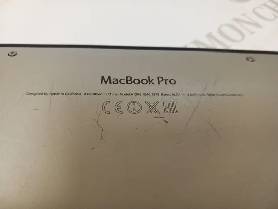 APPLE MACBOOK PRO (A1502 EARLY 2015)