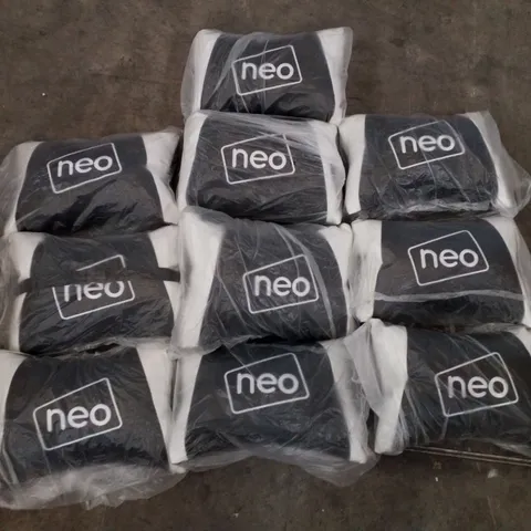 BOX CONTAINING 10 NEO GAMING CHAIR WHITE CUSHIONS