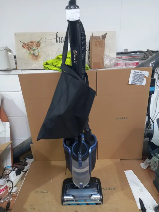 SHARK UPRIGHT VACUUM WITH TRUE PET & DUOCLEAN ICZ300UKT