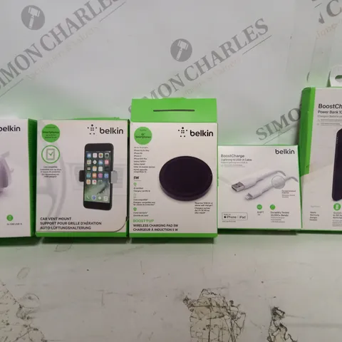 BOX OF APPROX 15 ASSORTED BELKIN ITEMS TO INCLUDE - USB-C TO USB-A CABLE -  DUAL USB-A WALL CHARGER - 1000MAH POWER BANK ETC