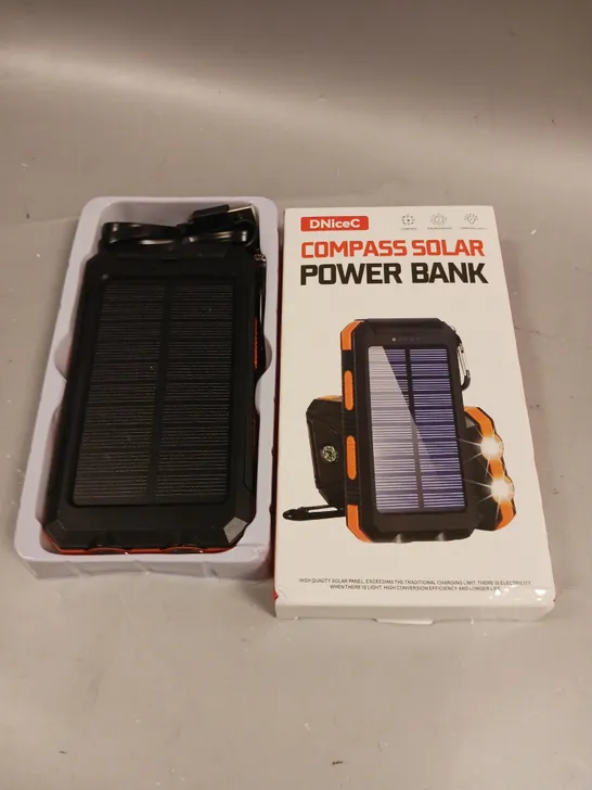 BOXED DNICEC COMPASS SOLAR POWER BANK 
