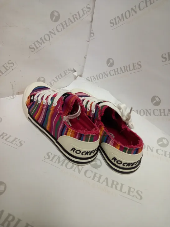 ROCKET DOG RAINBOW TRAINERS - SIZE 5