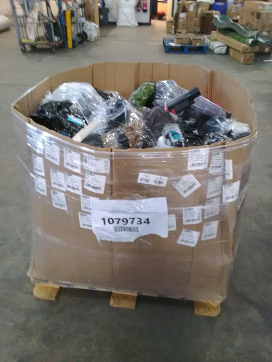 PALLET OF APPROXIMATELY 22 UNPROCESSED RAW RETURN HOUSEHOLD AND ELECTRICAL GOODS TO INCLUDE;