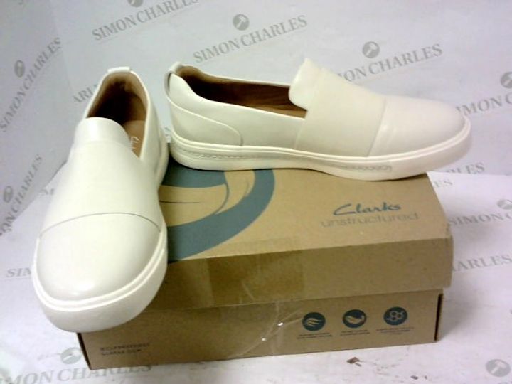 clarks un maui step slip on trainers