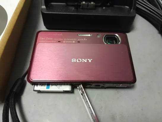 SONY CYBER-SHOT DIGITAL STILL CAMERA