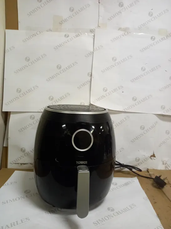 TOWER T17057BLK DIGITAL AIR FRYER OVEN