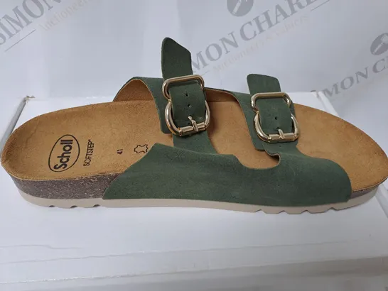 BOXED SCHOLL SANDLES IN GREEN SIZE 7  