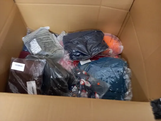 LARGE QUANTITY OF ASSORTED BAGGED CLOTHING ITEMS TO INCLUDE BODEN AND BOUX AVENUE