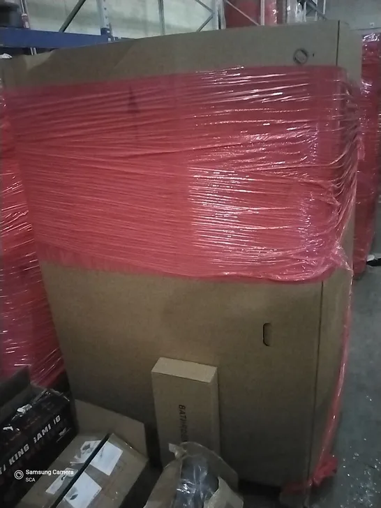 PALLET OF ASSORTED ITEMS TO INCLUDE PC CASE, KITCHEN APPLIANCES, AIR PUMP ETC
