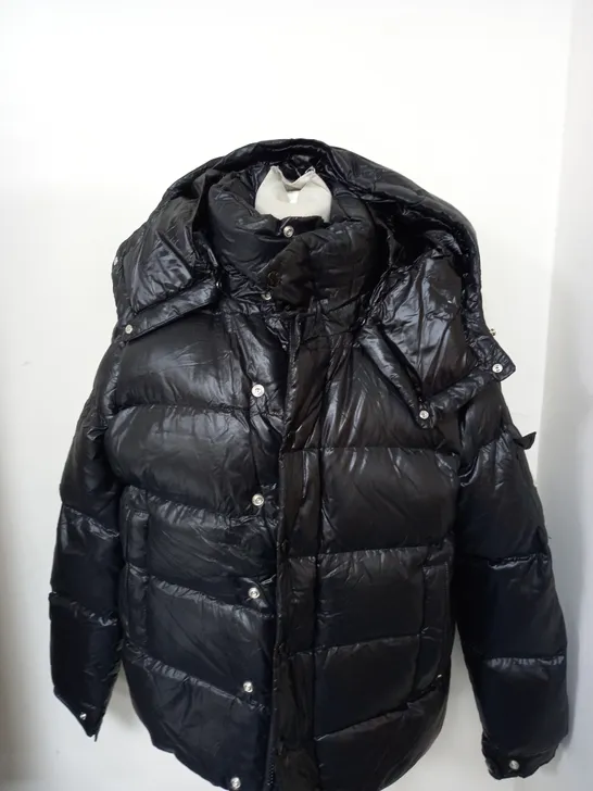 MONCLER JACKET IN BLACK SIZE UNSPECIFIED 