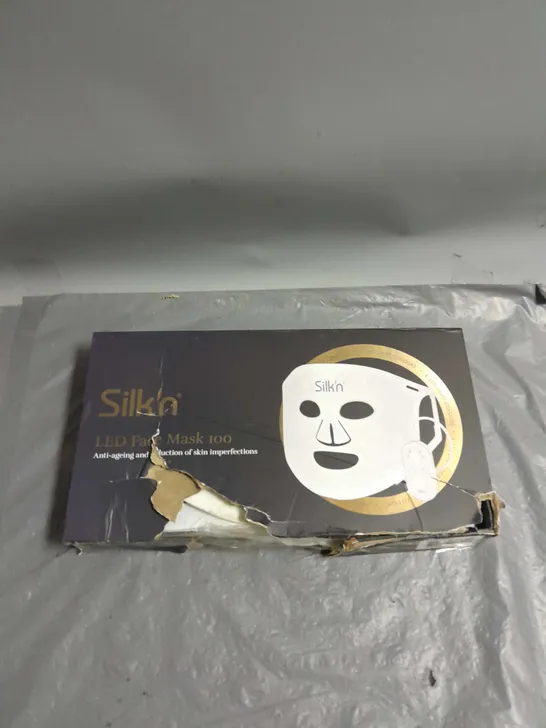 BOXED SILK'N LED FACE MASK 100 ANTI-AGEING AND REDUCTION OF SKIN IMPERFECTIONS