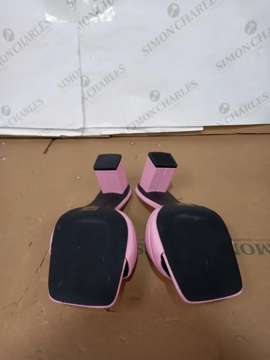 RAID PINK HEELS SIZE 9