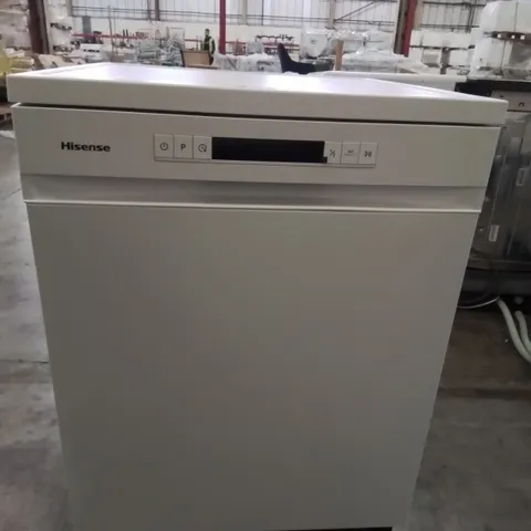 HISENSE FREESTANDING FULL SIZE DISHWASHER WHITE HS622E90WUK