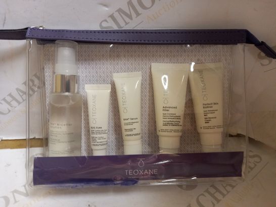 TEOXANE PRESENTATION SET INCL. CLEANSER, EYE CONTOUR, SKIN SERUM, ANTI-WRINKLE CREAM & SKIN RENEWAL CREAM