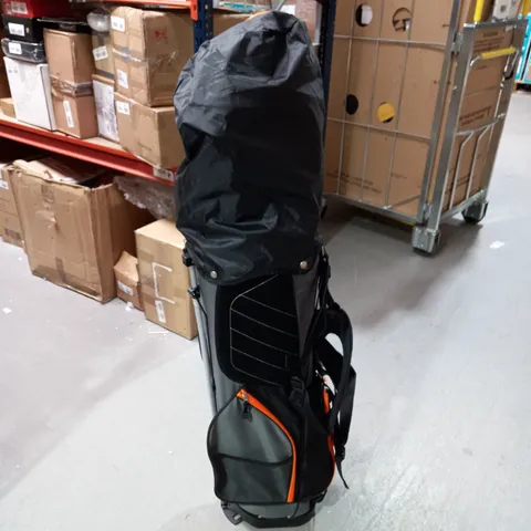 BOXED WILSON X31 GOLF BAG WITH APPROXIMATELY 10 GOLF CLUBS