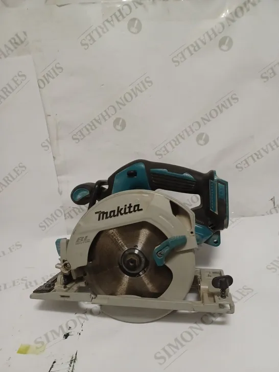 MAKITA WOOD SAW 