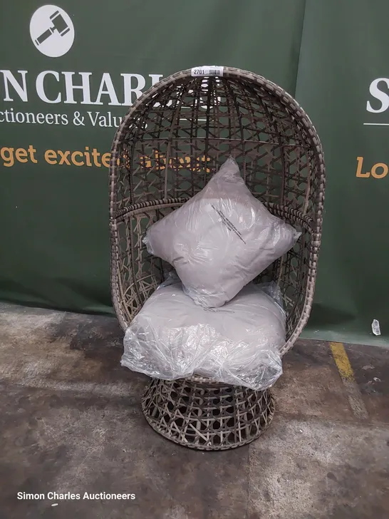 DESIGNER FREESTANDING SWIVEL RATTAN EGG CHAIR